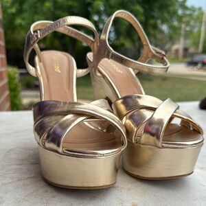 Bamboo heels Never Worn